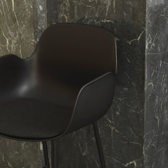 Chaise de bar Form avec accoudoirs