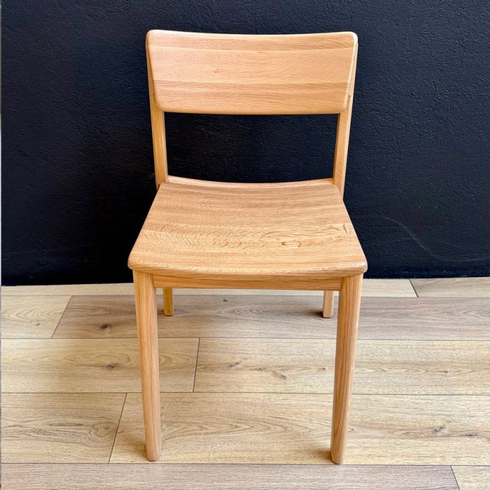Poise Chaise