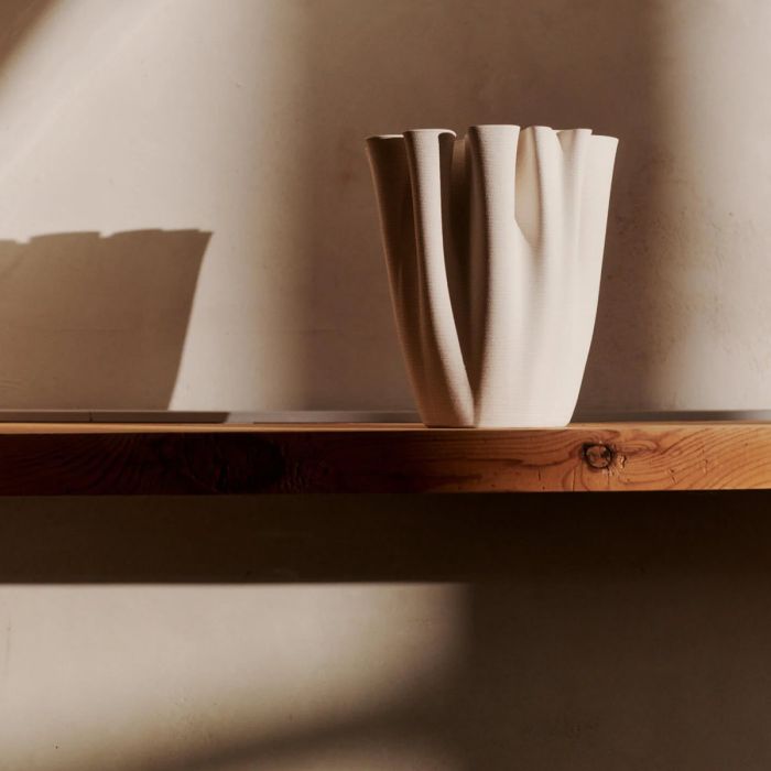 Dedali vase