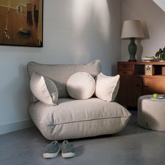 Sumo Loveseat - Bouclé