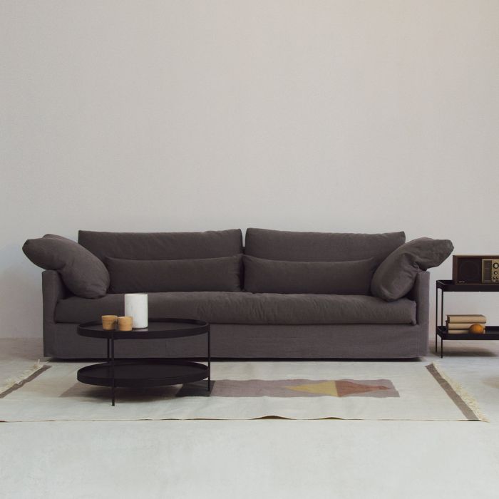 Hum coffee table