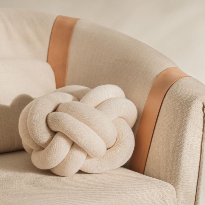 Coussin Knot