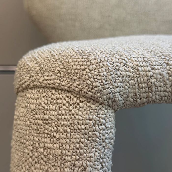 Tabata Chaise